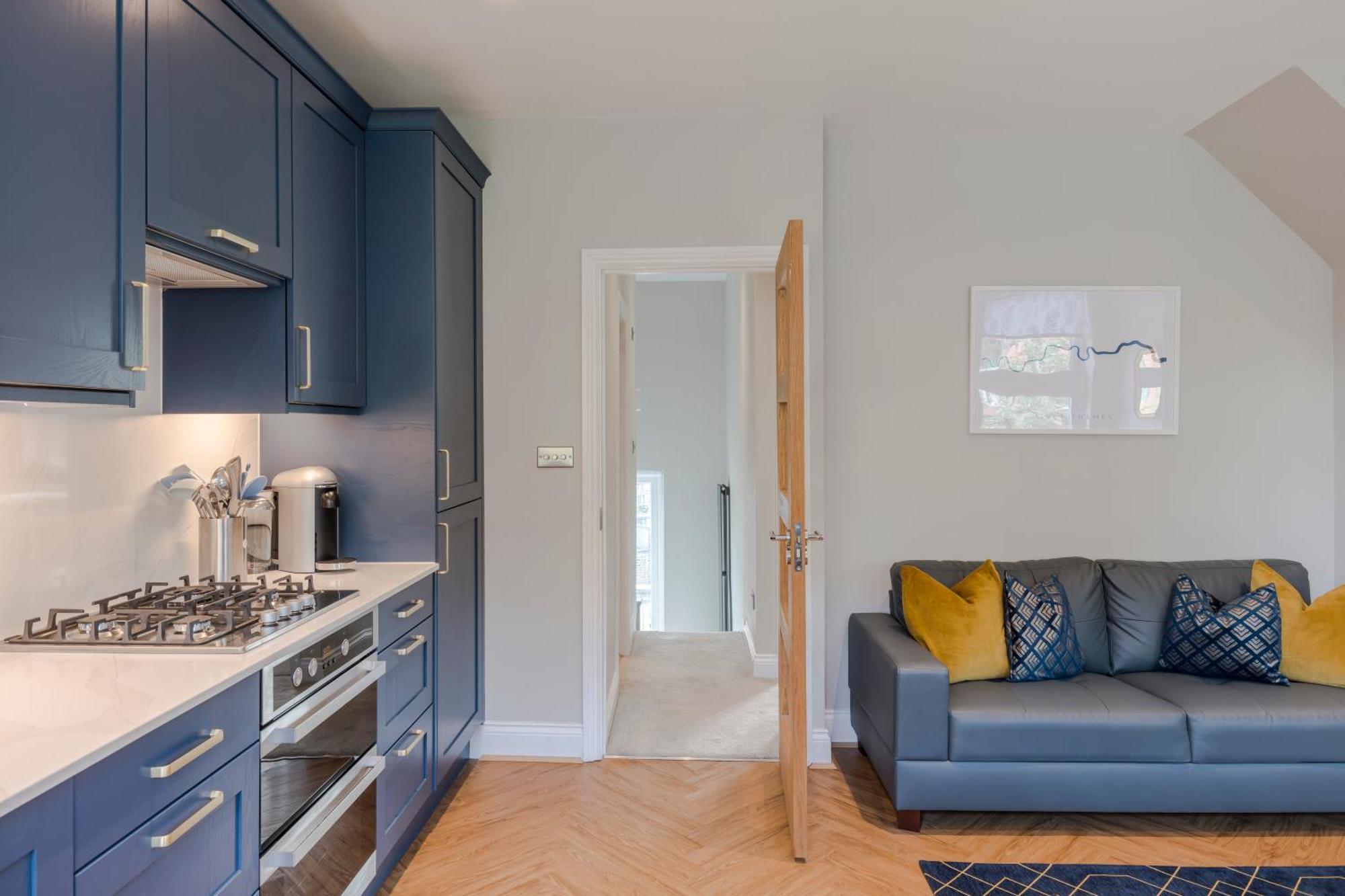 Stunning 3 Bed Duplex Apartment In The Heart Of West Hampstead London Exterior photo
