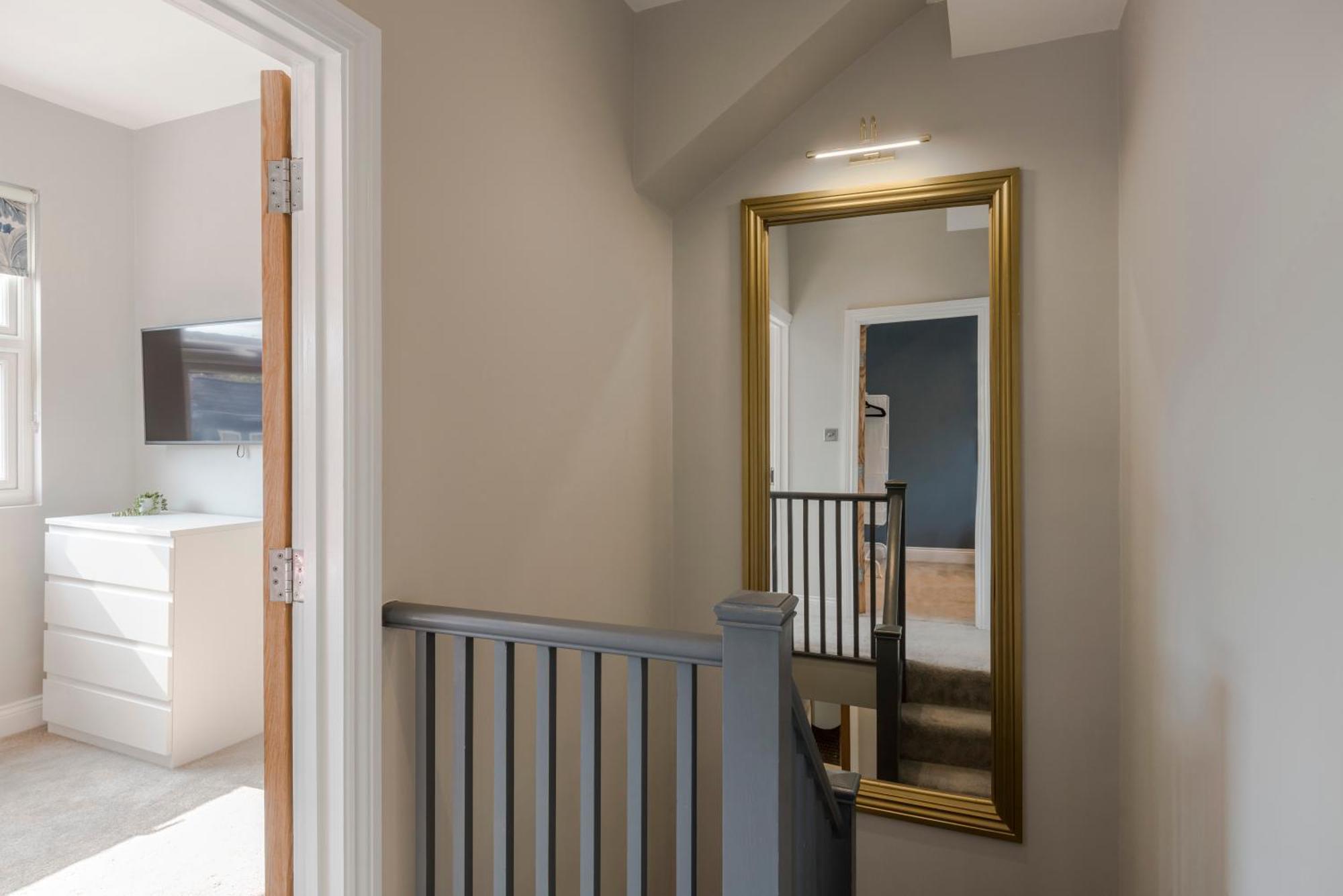 Stunning 3 Bed Duplex Apartment In The Heart Of West Hampstead London Exterior photo
